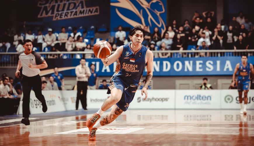 Satria Muda Releases Mario Davidson to Hawks