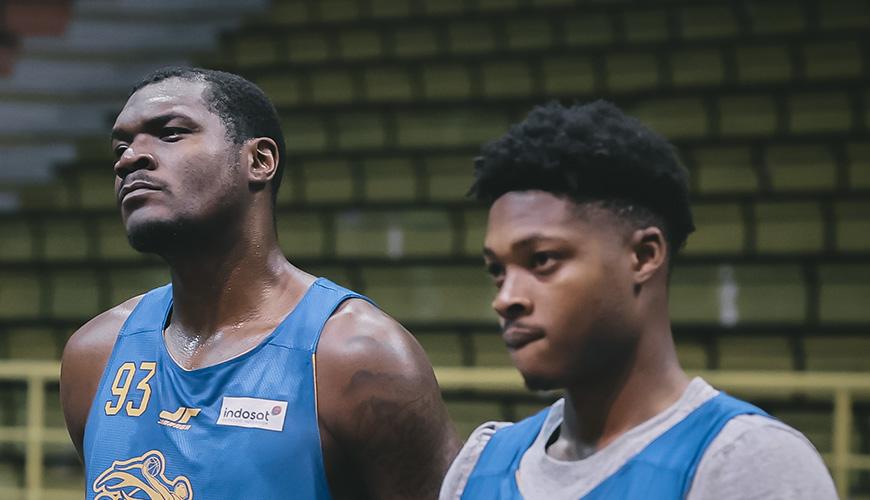 Satria Muda Pertamina Bandung Signs Two Foreign Players: Jalen Jones and Jordan \\\\\\\'Ivy\\\\\\\' 